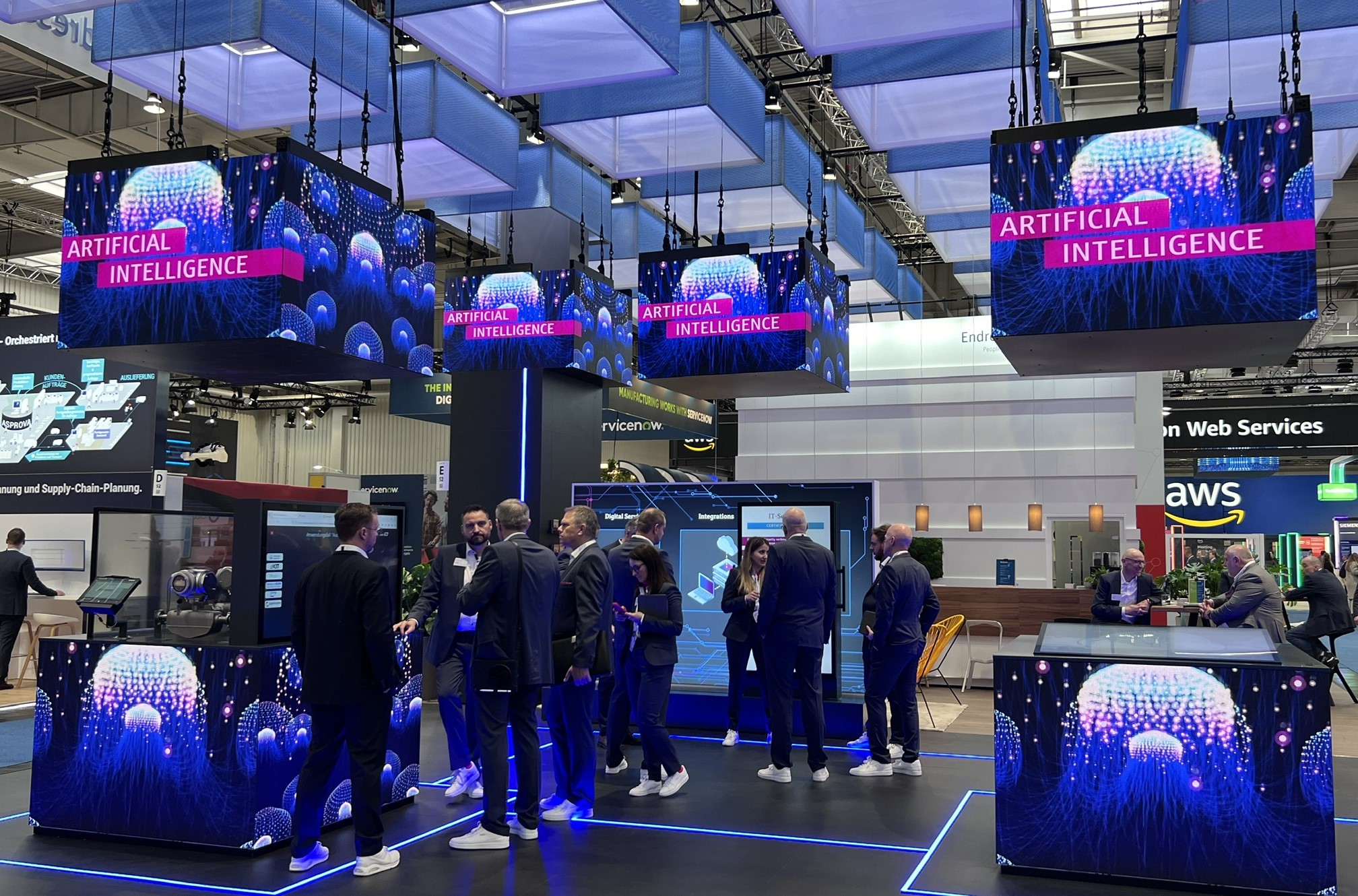 Gesamtansicht des Messestands von Endress + Hauser bei der Hannovermesse 2024