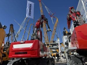 Liebherr Bagger Bauma 2 Digital Solutions Pavillon auf der BAUMA 2025