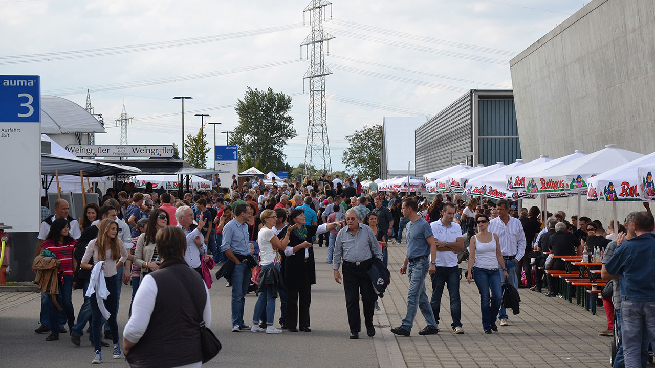 Gäste auf dem Jubiläumsevent von Auma