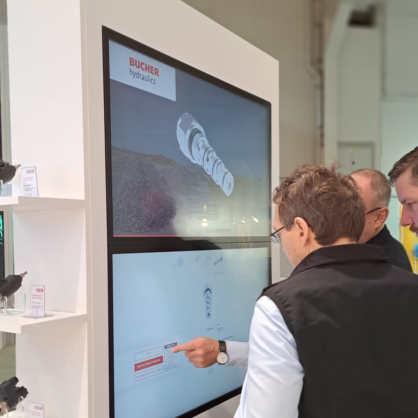 bucher interactive anwendung bauma 2025 edited commacross-bucher interactive anwendung bauma 2025 edited