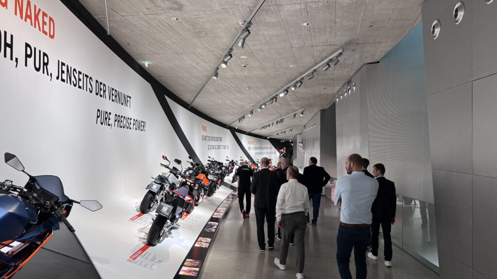 cimatron roadshow KTM ausstellung commacross-cimatron roadshow KTM ausstellung