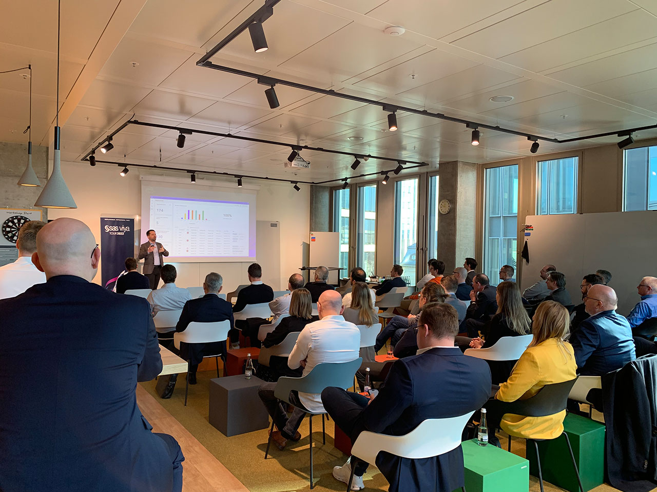 Präsentation vor Zuschauern bei der SAS Roadshow in Frankfurt