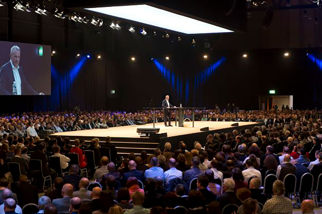 Vortrag vor großem Publikum beim Swisscom Mitarbeiterevent, Ansicht 2